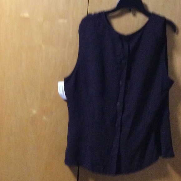 Top - Picture 4 of 4